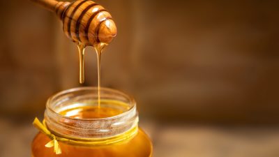 Мёд манука борется с устойчивыми к антибиотикам бактериями и многими другими