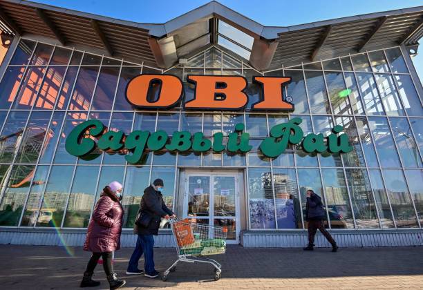 Гипермаркет OBI немецкой многонациональной компании по розничной торговле товарами для дома OBI GmbH & Co. Deutschland KG, в Москве 10 марта Фото: AFP via Getty Images | Epoch Times Россия
