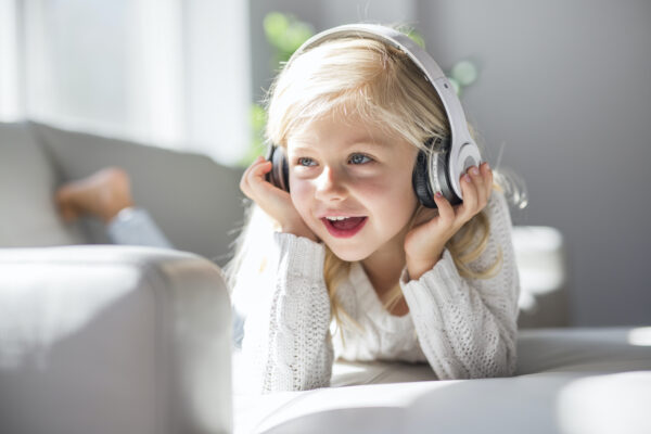  Музыка — это недорогой и простой способ улучшить некоторые аспекты нашей жизни и получить от этого удовольствие. (Lopolo/Shutterstock)