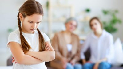 Пять детских привычек, с которыми родители не должны мириться