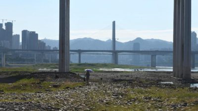 Река Янцзы в Китае пересохла из-за ошибочных решений компартии