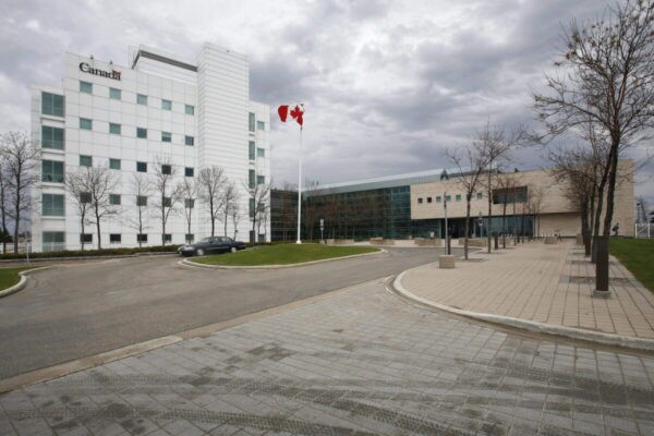  Национальная лаборатория микробиологии в Виннипеге на архивном фото. (John Woods/The Canadian Press)