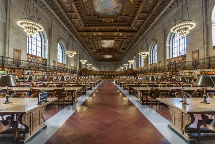 Ценные библиотеки: фотограф путешествует по 101 стране, делая снимки библиотек по всему миру