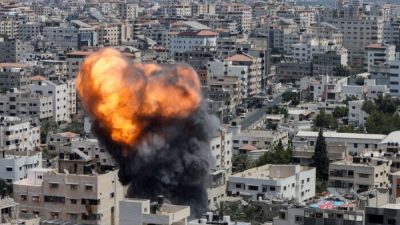 Авиаудары и ракетные обстрелы привели к новым столкновениям между Израилем и сектором Газа