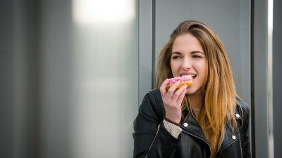 Почему сахар гораздо хуже для мозга подростков?