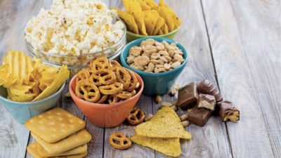Исследование: Употребление сверхпереработанной пищи может привести к снижению когнитивных способностей