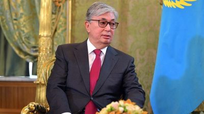 Внеочередные выборы президента Казахстана Токаев наметил на осень