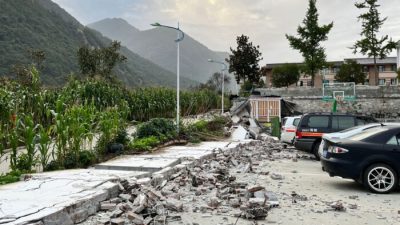 Не менее 74 человек погибли в результате землетрясения в Китае