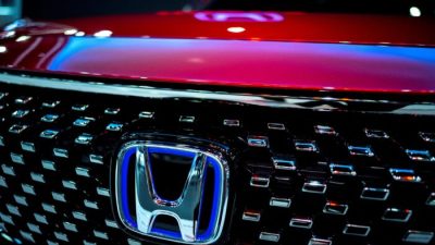 Почему и насколько Honda сократит выпуск автомобилей в Японии?