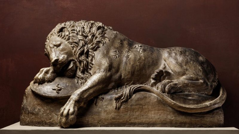 «Умирающий лев» (Люцернский лев), 1819 год, Бертель Торвальдсен. Гипсовый слепок; 84 см на 160 см. Музей Торвальдсена, Копенгаген, Дания. (Jakob Faurwig/Thorvaldsen Museum)
 | Epoch Times Россия