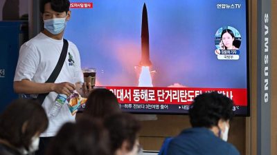 Зачем Северная Корея запустила баллистическую ракету в преддверии военных учений Южной Кореи и США?
