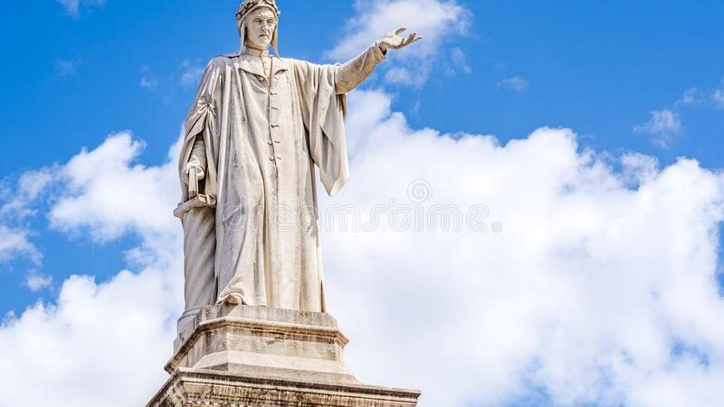 Статуя Данте Алигьери в Неаполе, Италия. Фото: ru.dreamstime.com | Epoch Times Россия