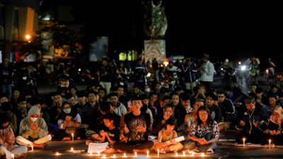 Кто виноват в смертельной давке на стадионе в Индонезии? Подробности здесь
