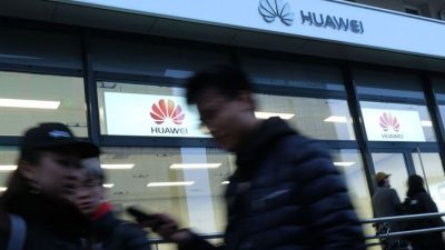 Компания Huawei намерена покинуть российский рынок
