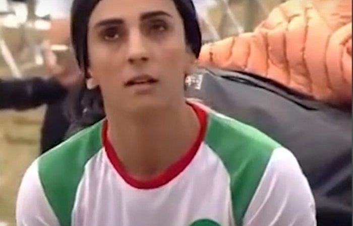 Почему Иранская спортсменка выступила без хиджаба? Впервые за 43 года. (Скриншот/MARCA/youtube.com)
 | Epoch Times Россия