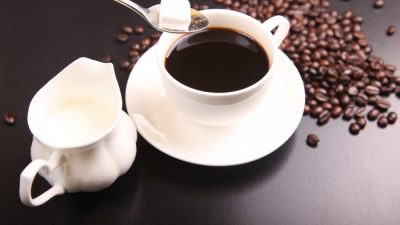 Насколько в России подорожают кофе и чай? Мнение эксперта
