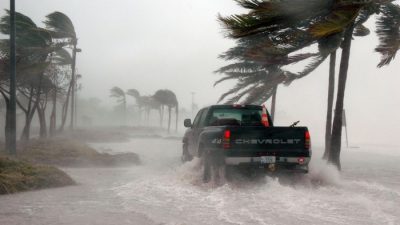 77 человек погибли от урагана «Иэн» в США. Вас впечатлят кадры последствий стихии
