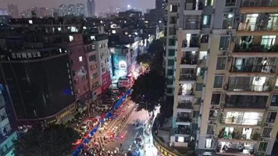 В южном китайском городе Гуанчжоу вспыхивают протесты против карантина 