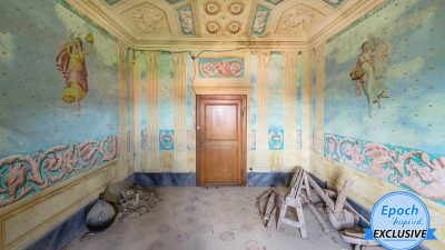 Настенные росписи, найденные в заброшенных, забытых зданиях