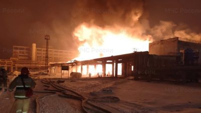 При пожаре на нефтезаводе в Ангарске погибли люди