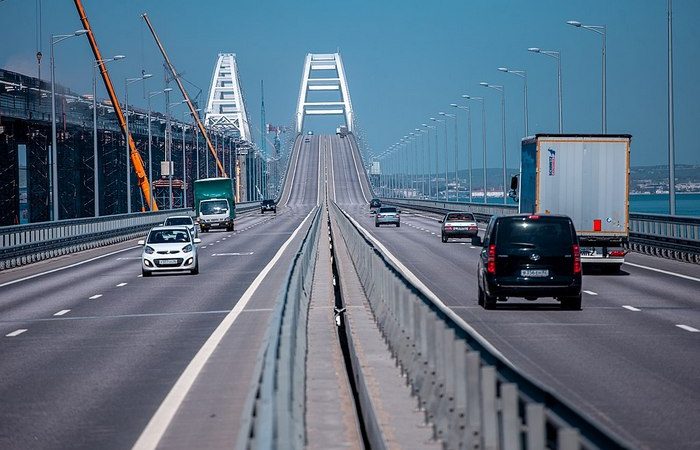 Автомобильную часть Крымского моста закрыли на ремонт Фото. Крымский мост. (Rosavtodor/commons.wikimedia.org/CC BY 4.0) | Epoch Times Россия
