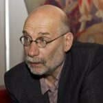 Писателя Акунина приговорили к 14 годам колонии после пранка Вована и Лексуса