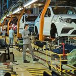 От конвейера к такси: рабочие «АвтоВАЗа» бегут с завода из-за низких зарплат
