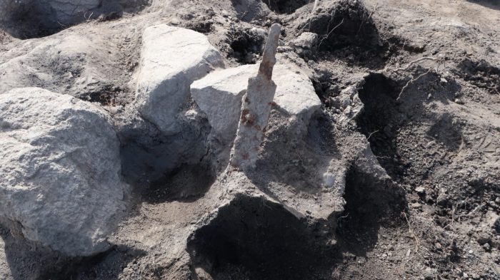 Археологи нашли 2 меча эпохи викингов в 1200-летней могиле в Швеции Археологи нашли 2 меча эпохи викингов в 1200-летней могиле в Швеции