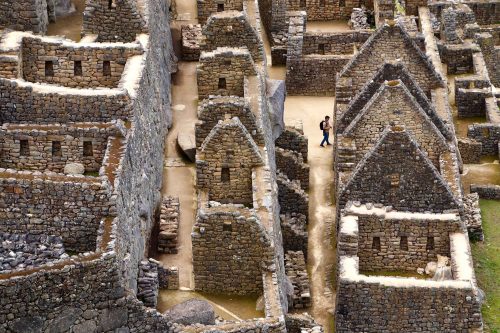 Древняя цитадель инков оставалась невредимой в очаге землетрясений с XV века