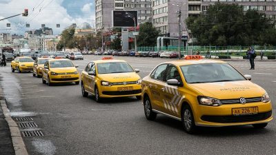 Завод «Москвич» пополнит региональные парки такси 3000 автомобилями