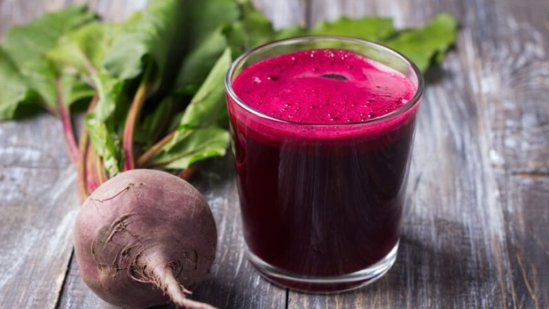 Свекольный сок является богатым источником нитратов и мощных антиоксидантов, называемых полифенолами. (olepeshkina/Adobe Stock)
 | Epoch Times Россия