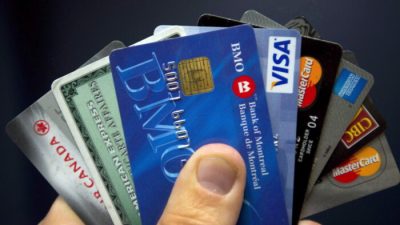Как банки наживаются на владельцах кредитных карт