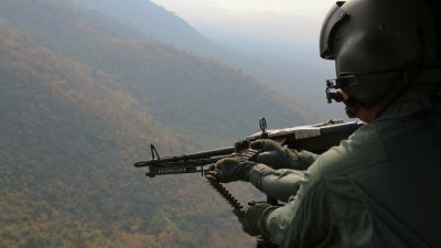 ЦАР намерена увеличить в стране численность военных инструкторов РФ