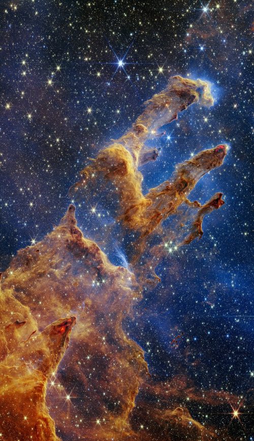 Звёздный питомник: NASA впервые получило детальный снимок «Столпов Творения»