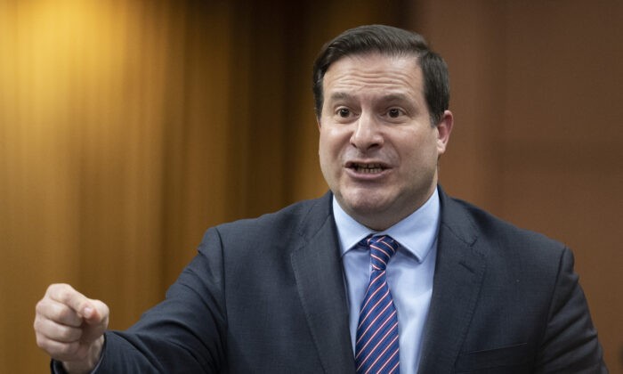 Министр общественной безопасности Марко Мендичино во время вопросов на Парламентском холме в Оттаве, 30 января 2023 г. (Adrian Wyld/The Canadian Press)
 | Epoch Times Россия