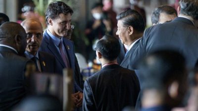 Иностранные агенты КПК устраивают в Канаде белый террор