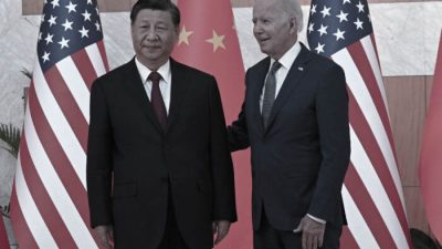 Эксперт: Китай защищает свою экономику от санкций США
