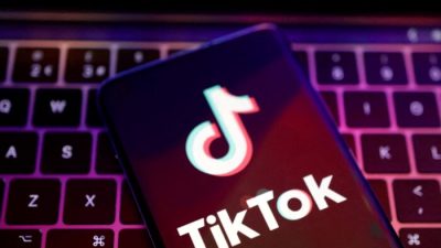Польский Совет рекомендует запретить TikTok на телефонах государственных служащих: СМИ