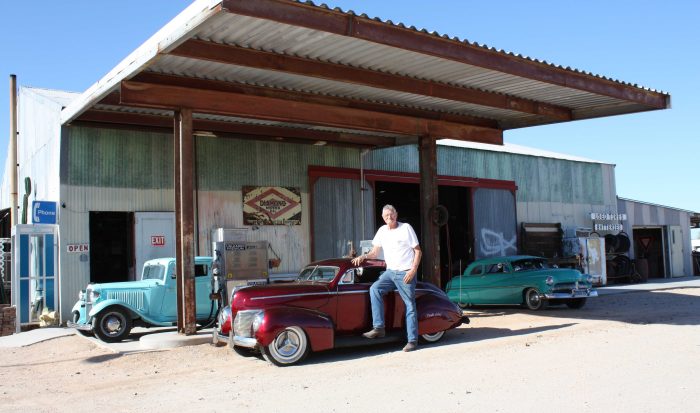 Механик из Аризоны мастерит карликовые автомобили из отходов со свалки и открыл собственный музей