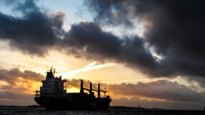 Финляндия опасается экологической катастрофы из-за старых российских танкеров