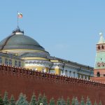 В Кремле возмущены решением суда Гааги выдать ордер на арест Путина