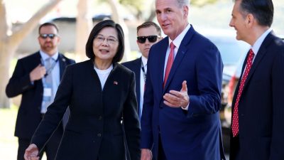 Пелоси высоко оценила встречу Маккарти с президентом Тайваня