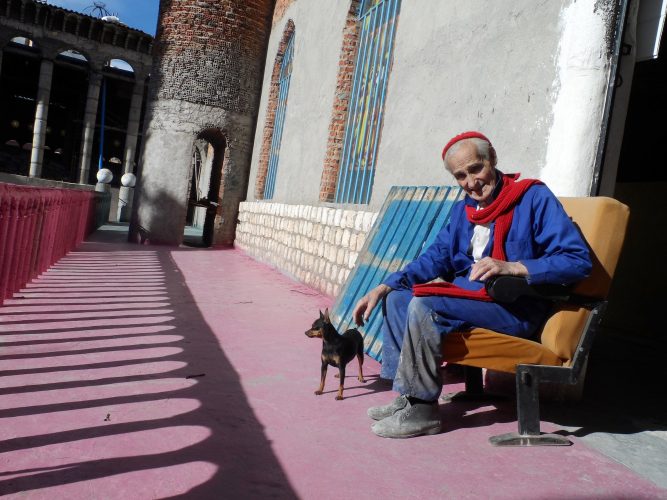 «Сумасшедший каменщик от Бога» 60 лет в одиночку строил собор