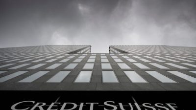 В условиях глобального банковского кризиса Гонконг стал небезопасен для инвестиций