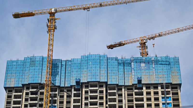 Строящееся здание в Шанхае 24 сентября 2021 года. (Hector Retamal/AFP via Getty Images)
 | Epoch Times Россия