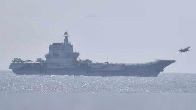 Китайские военные корабли окружили Японию