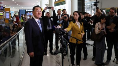 Новый посол Китая в США призвал «соотечественников» и китайских студентов «служить Родине»