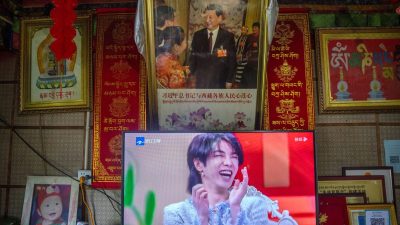 В Китае оштрафовали ток-шоу на $2 млн за насмешки над китайскими военными и «оскорбление великого лидера»