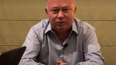 На стендах Москвы «Их разыскивает полиция» появились фотографии телеведущего Андрея Караулова