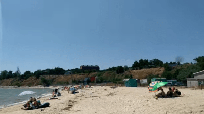 В Таганрогском заливе спасли пятерых подростков